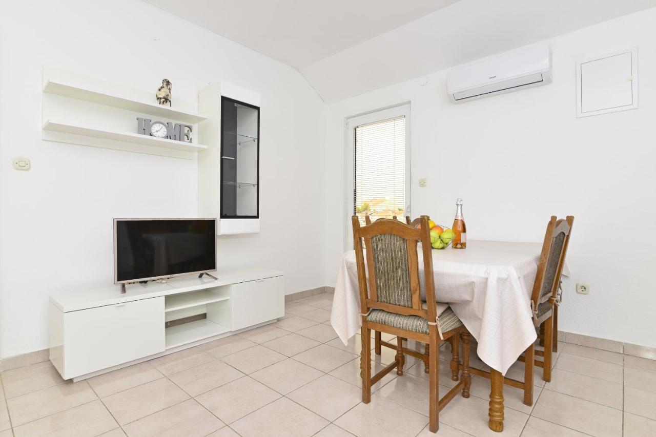 Apartments Martina Vodice Dış mekan fotoğraf